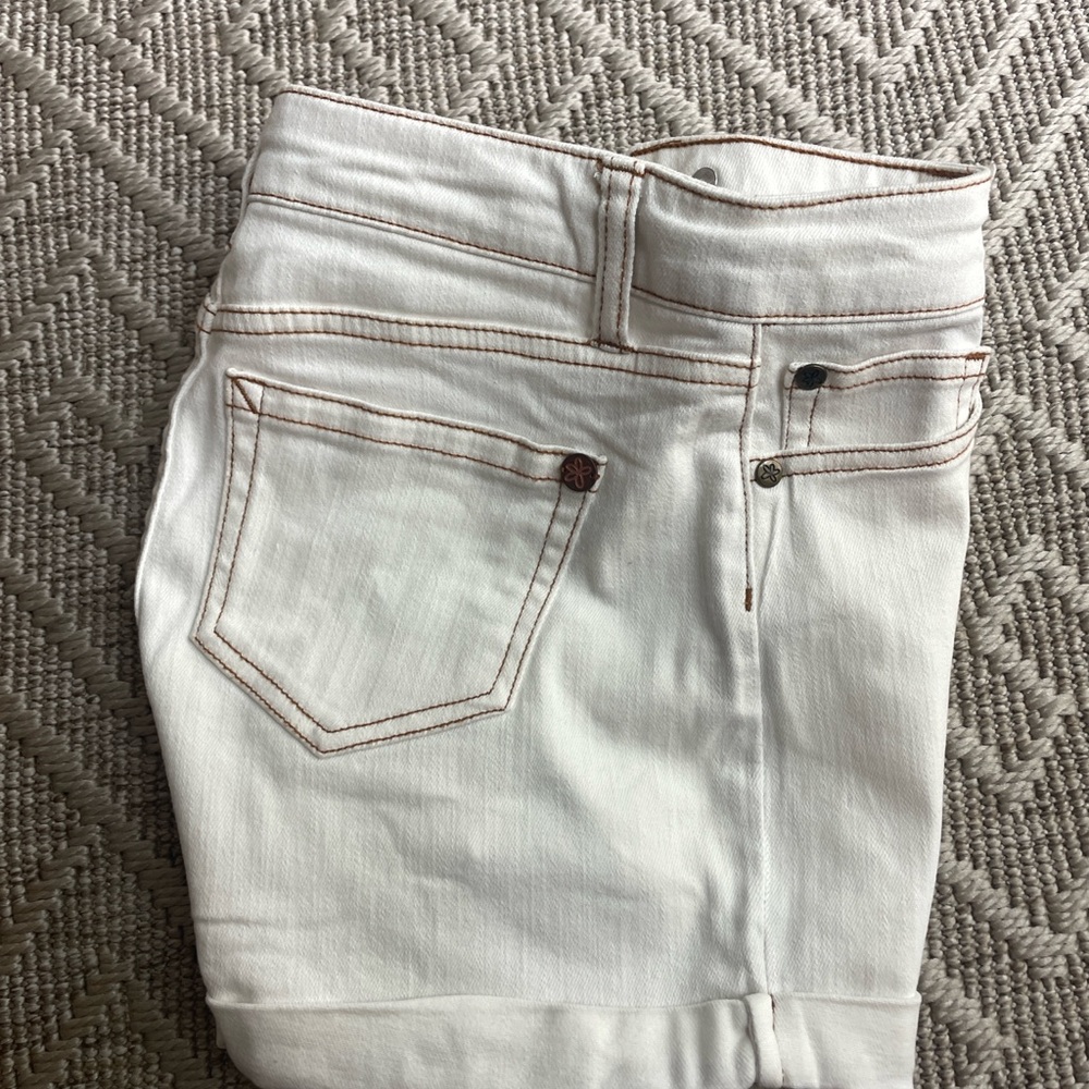 Matilda Jane 435 Girls Off White Denim Shorts - Picture 5 of 5